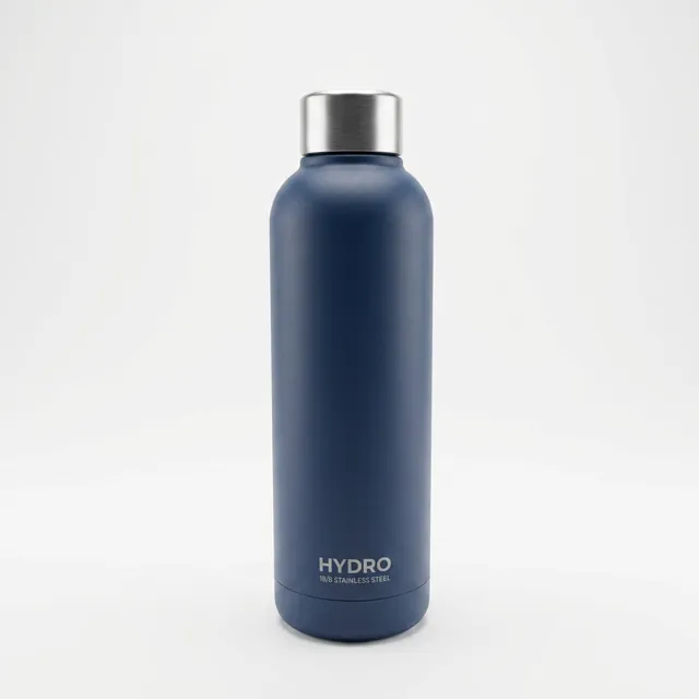 Water bottle rendered in the Pure White scene